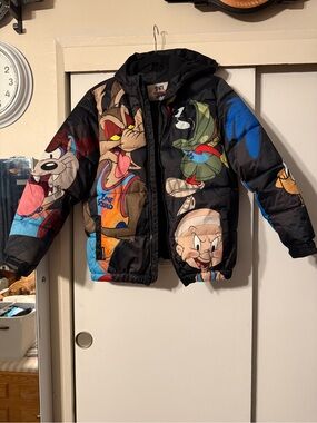 Space Jam Graphic Puffer Jacket - Members Only